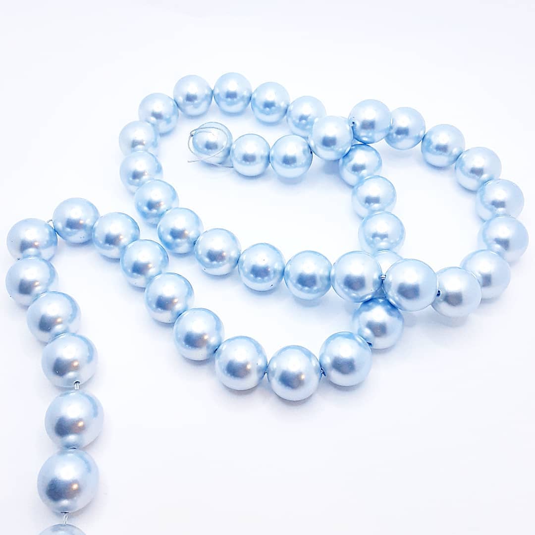 LumaPearl™ · Iridescent Pearls Blue
